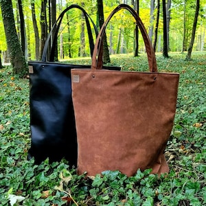 Big cognac tote bag, large everyday handbag, vegan leather tote, weekender bag, gift for mum, vintage style, carry on bag