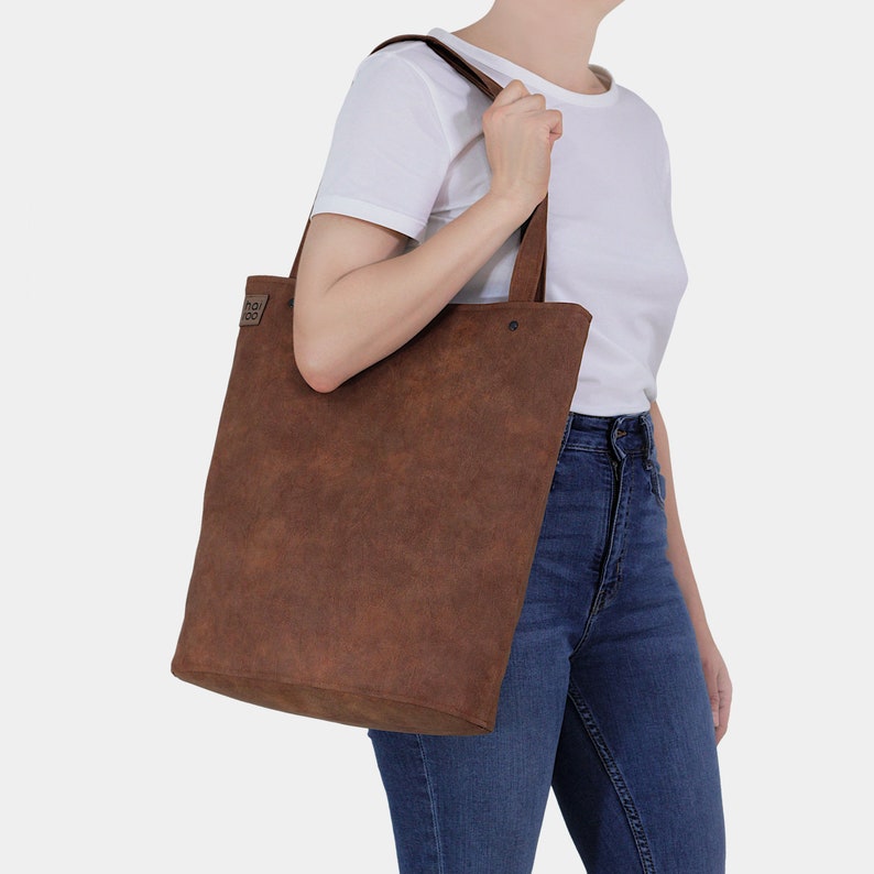 Vegan leather tote bag shopper bag, market bag, big tote bag, fall fashion image 4