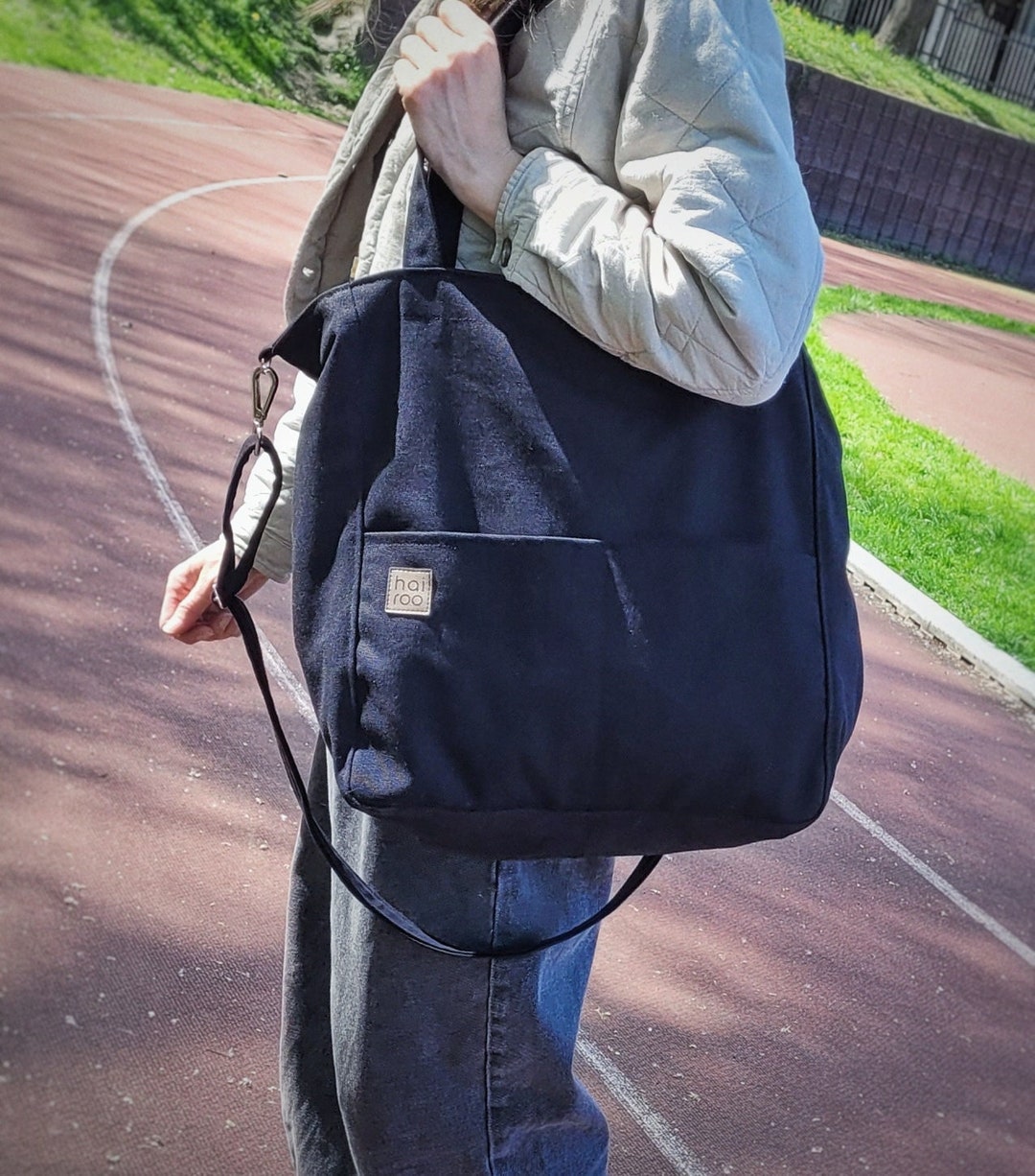 THE OVERSIZED TOTE - BLACK