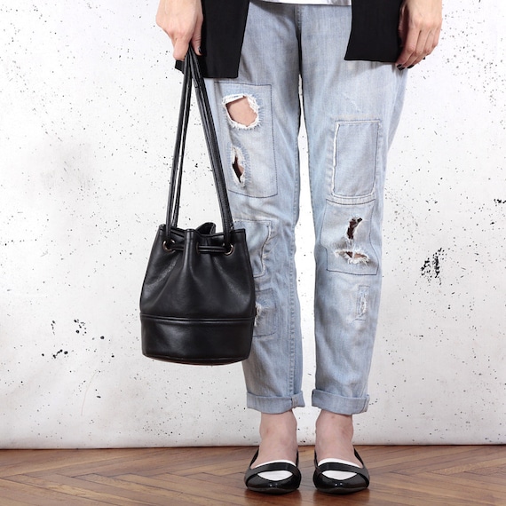 black bucket bag crossbody