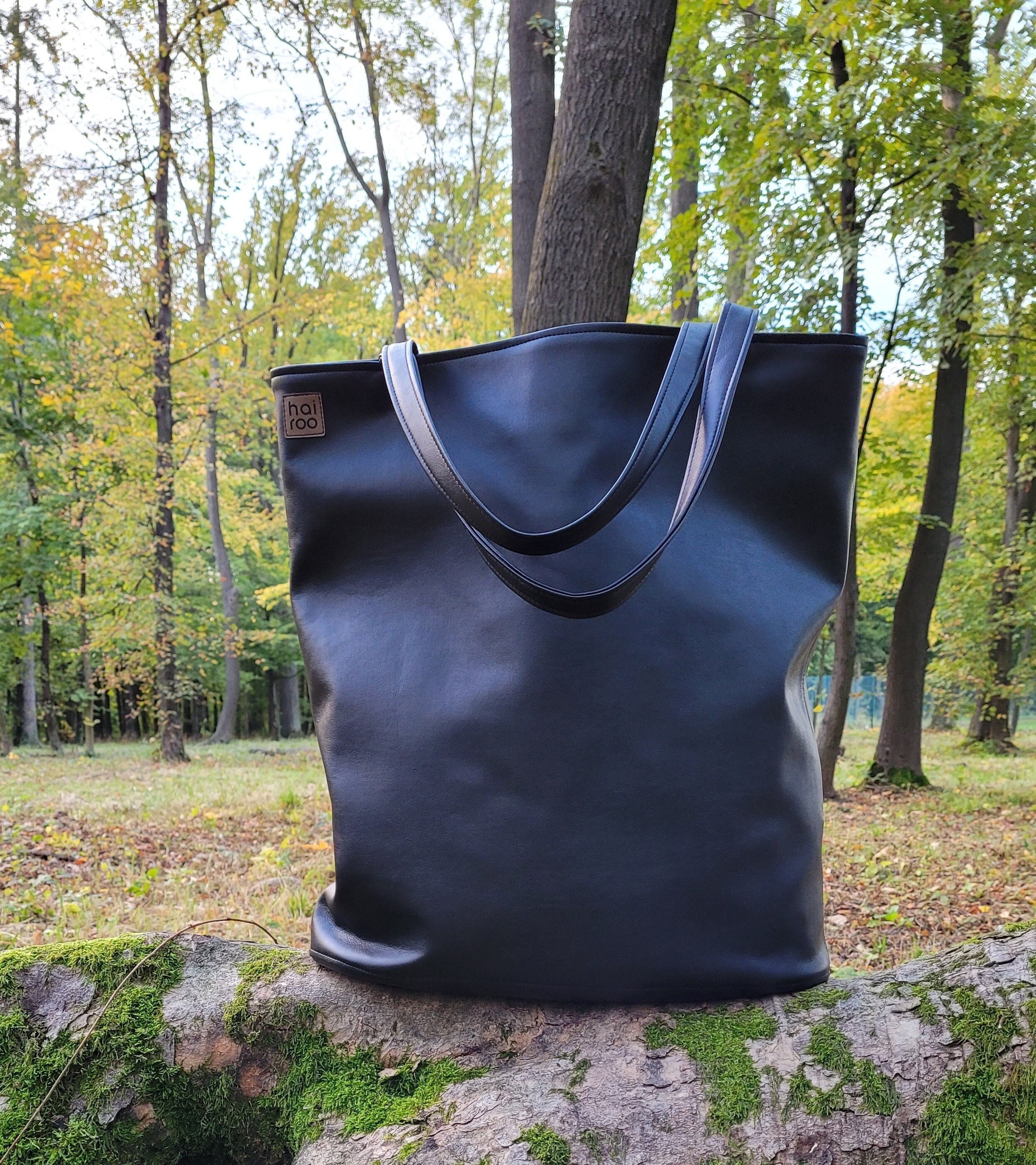 【Waviness】 Signature Line Leather Big Tote Bag Personalized Zipper Tote Bag