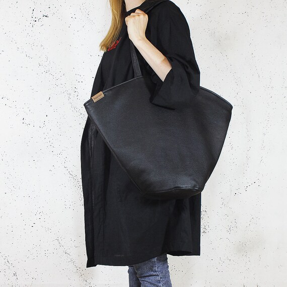simple black handbag