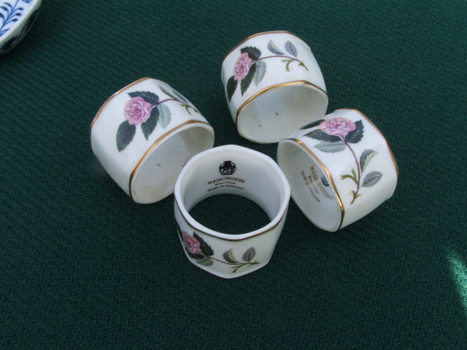 4 Wedgwood Bone China HATHAWAY ROSE Napkin Rings ENGLAND Etsy