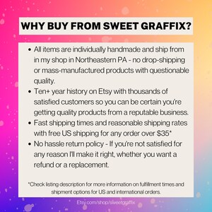 Puede incluir: Gr&aacute;fico de texto con el t&iacute;tulo "WHY BUY FROM SWEET GRAFFIX?" y una lista de razones para comprar en la tienda. Las razones incluyen art&iacute;culos hechos a mano, una historia de diez a&ntilde;os en Etsy, env&iacute;o r&aacute;pido y una pol&iacute;tica de devoluci&oacute;n sin problemas.