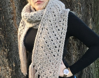 MODELO DE CROCHÊ Jasmine Lacy Diagonal Super Volumoso Cachecol de Alpaca Download Instantâneo PDF