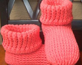 CROCHET PATTERN Knit Look Slipper Boots (Adult Sizes 3-12) Instant Download PDF