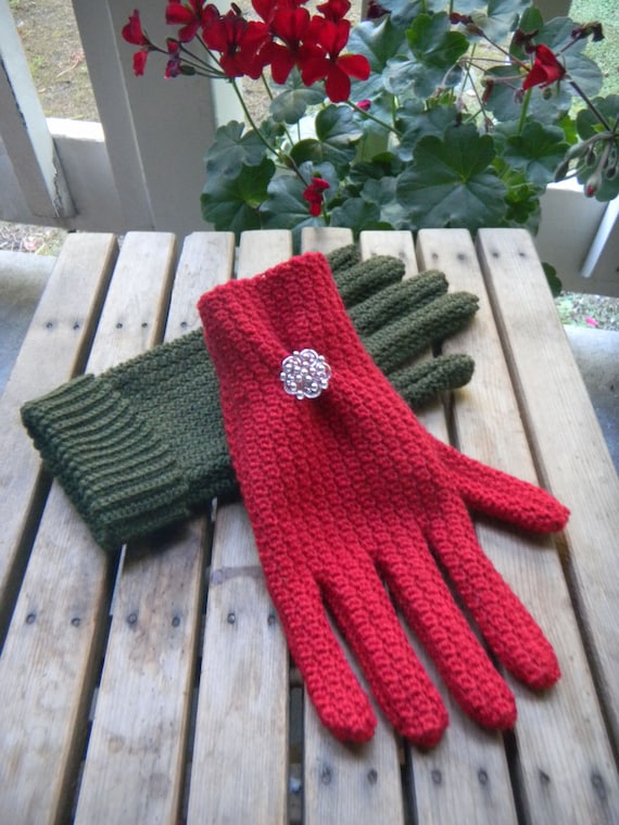 CROCHET PATTERN Women's Sock Yarn Gloves Instant Download PDF