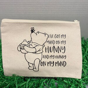 Pooh 5 | 8x6.5 cloth  zipper bag ideal for traveling