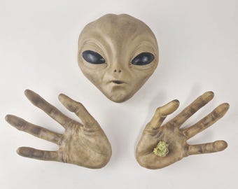 Design Toscano Roswell The Alien 3-Piece Wall Plaque Sculpture Sci-Fi Set Signed