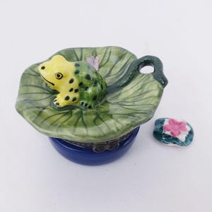 Vintage Hand-Painted Ceramic Frog on Lily Pad Trinket Box & Flower Jewelry Box
