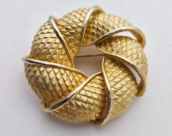 Vintage Signed Coro Gold Tone Textured Wreath Brooch Pin MidCentury Modern 1960s