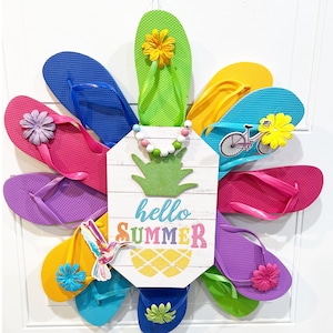 Home Decor Wreaths, Summer Style, Outdoor Wreath, Hello Summer Sign, Front Door Decor, Summer Wreath, Flip Flop Wreath, Spring Porch Decor
