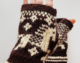 Brown Horse patterned hand knit wool fingerless gloves