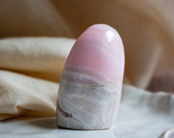 Pink Mangano Calcite Freeform, 50mm