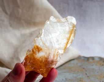 Golden Fishtail Selenite Crystal, 110mm