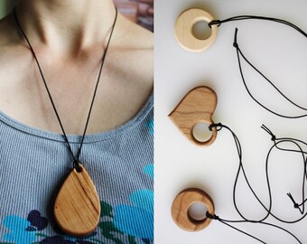 wooden teething necklace