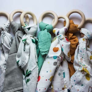 Wooden Ring Lovey | Wooden Toy Ring | Swaddle Blanket