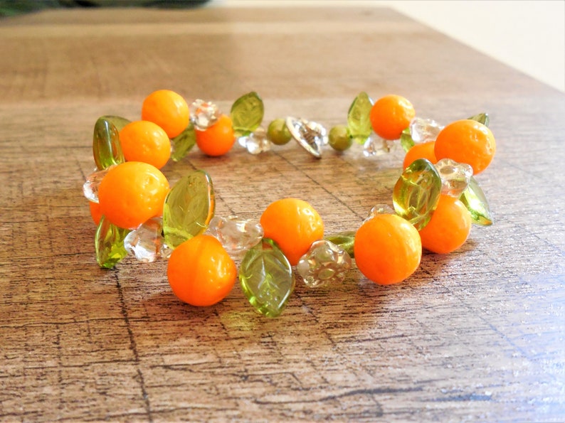 Orange Czech glass fruit bracelet, 8, toggle closure, whimsical, tropical, Tiki oasis, Tiki, Retro, Vintage-style image 2
