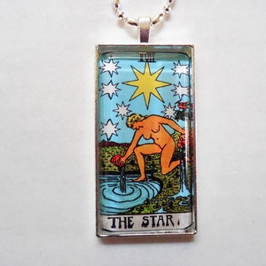 Tarjeta del tarot "La estrella" colgante de azulejos de vidrio 1x2", engastado de plata o bronce antiguo con bola de 20 "y cadena de cuentas, ¡su elección!