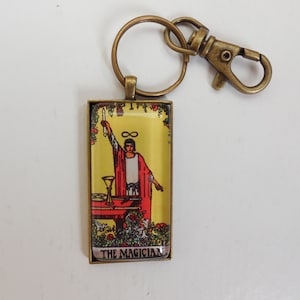 Tarotkaart "De Goochelaar" glazen tegel Sleutelhanger, zilveren of antieke bronzen sleutelhanger, uw keuze! Rider-Waite ontwerp