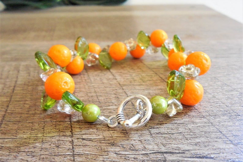 Orange Czech glass fruit bracelet, 8, toggle closure, whimsical, tropical, Tiki oasis, Tiki, Retro, Vintage-style image 6