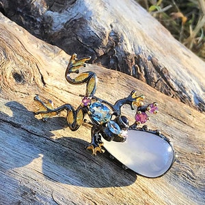 Sterling silver Natural chalcedony tourmaline topaz  brooch pin frog tod