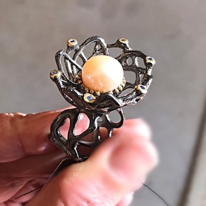 Sterling Silver Blush Pink Pearl Flower Ring - Size 7