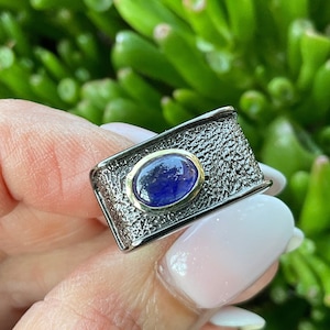 Sterling Silver blue sapphire Etnika band ring 6