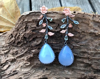 sterling silver blue  chalcedony topaz vintage  dangle Earrings