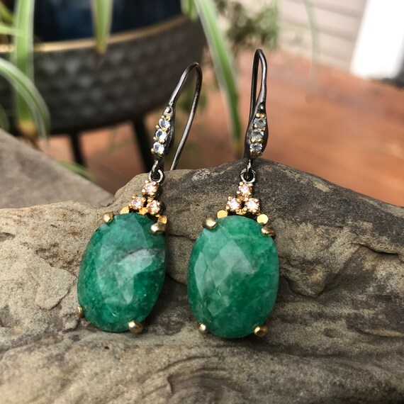 Emerald green hotsell dangle earrings