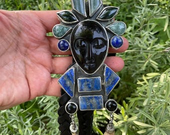 Collier bolo tie surdimensionné en argent sterling et jade guatémaltèque