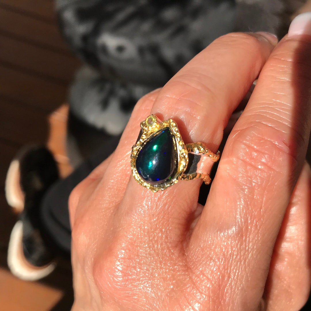 Sterling Silver Natural Blue Fire Opal Modern Etnika Band Ring