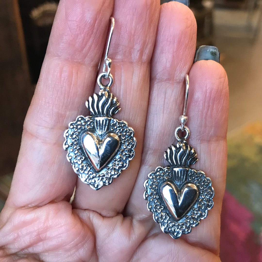 ピアス STONEHENgE Silver Heart Dancing Stone Stella Earrings Stonehenge] Silver dancing stone Stella Earrings N0120
