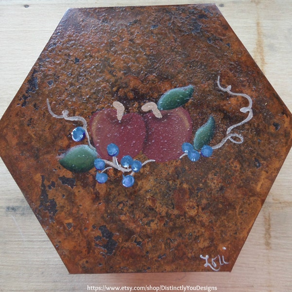 Primitive Rustic Apple Box-Primitive Apple Painted Box-Rustic Box Metal - Tolepainted -Apples-Rustic Box-Apples-Home Decor-Baskets and Bowls