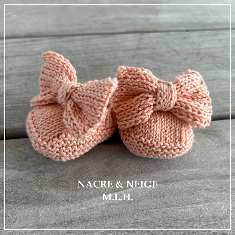Knitting Pattern Baby Girl Booties Easy Bootie Pattern Girly Bow Shoes