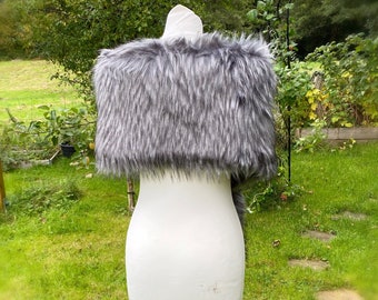 Faux fur grey shawl, bridal cover up, bolero, wedding stole, winter wedding, feather wrap, luxe wedding, old Hollywood glamour, great Gatsby