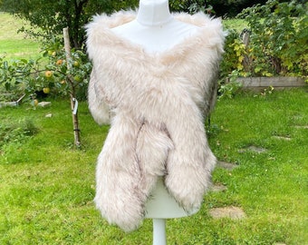 Champagne faux fur shawl, bridal bolero, wedding cover up, winter wedding, feather wrap, white wedding, fake fur stole,
