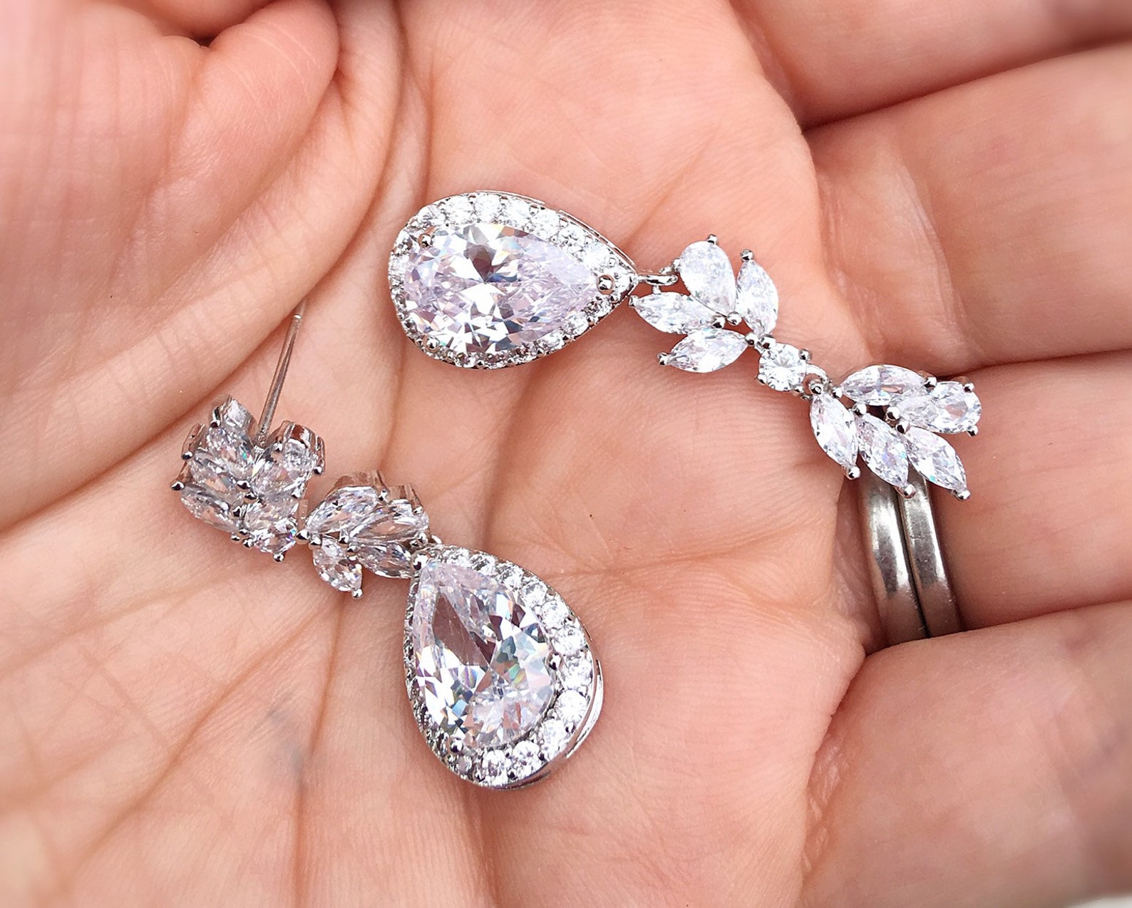 Silver Bridal Earrings Crystal Drop Earrings Wedding Etsy