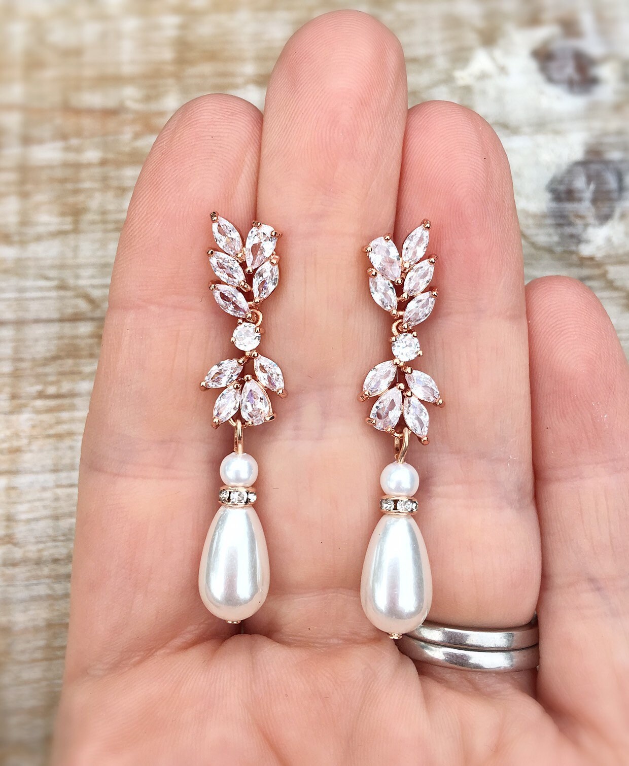 Rose gold pearl earrings best sale wedding
