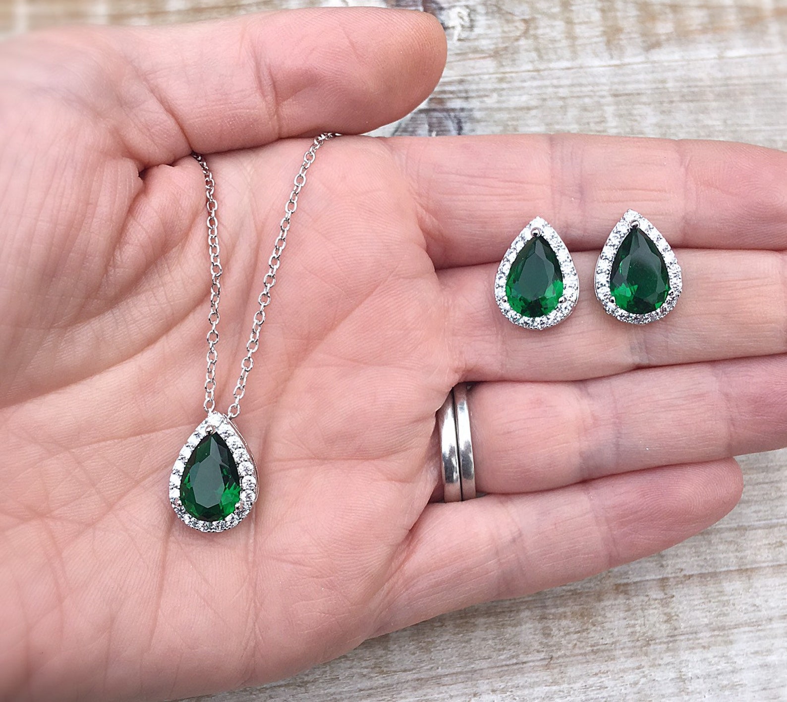Emerald Green Bridal Jewellery Set Necklace and Earring Set Etsy UK