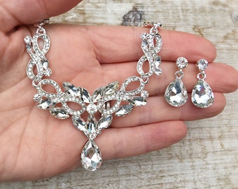 Bridal necklace and earring set, wedding necklace and earring set, bridal jewellery set, crystal jewelry set, wedding jewellery set