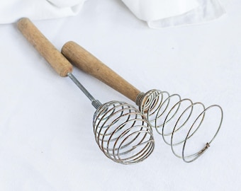 Vintage Schneebesen aus Metall: 1960er Jahre Rustikales Küchen Dekor