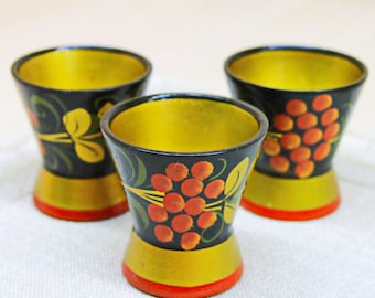 Vintage Khokhloma Schnapsgläser Set: Handbemalte Volkskunst der UdSSR