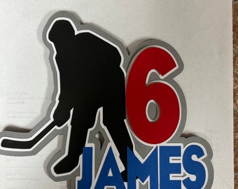 Adorno para pastel personalizado, adorno para pastel de cartulina, cumpleaños de niño, adorno para pastel de hockey, cumpleaños de hockey, cumpleaños deportivo, feliz cumpleaños deportivo