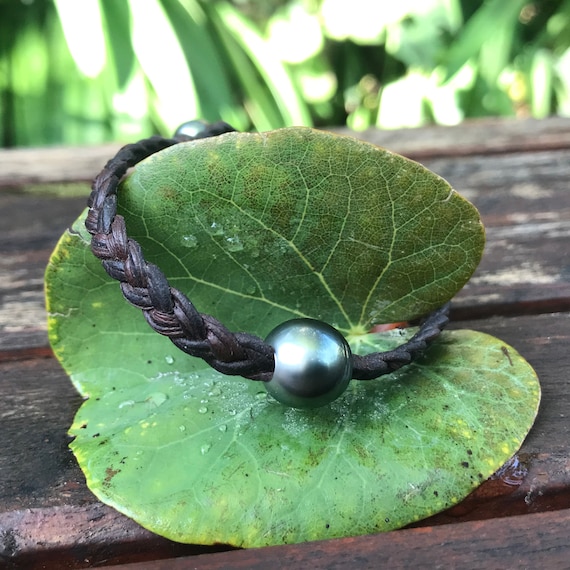 Superb Tahitian pearl on braided dark brown leather, Tahitian pearl clasp, 18 cm, unique and refined woman's bracelet