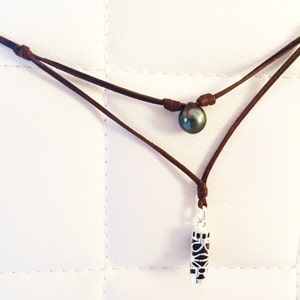 Tahitian pearl and Tiki on Australian leather, necklace for men, genuine tahitian pearl and solid silver tiki. image 2