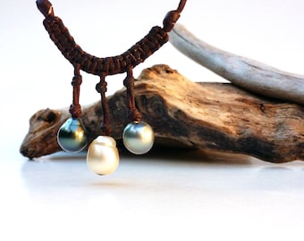 Tahitian pearls and Australian pearl necklace for woman. Australian leather with macrame knots.