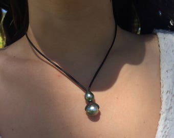 Tahitian pearls on australian leather, woman necklace