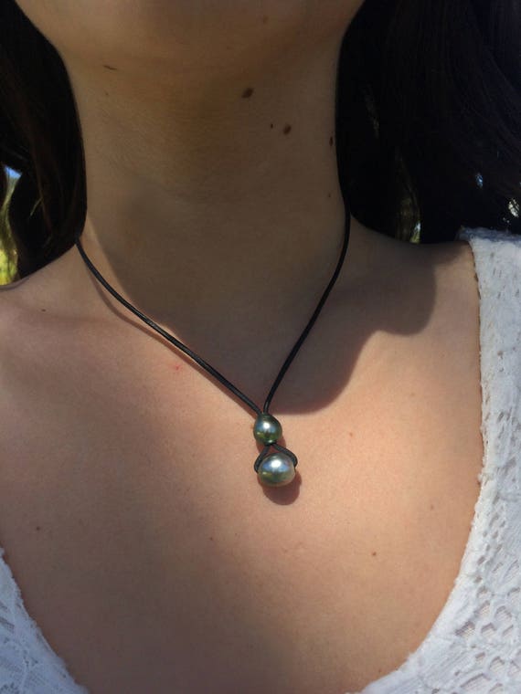 Tahitian pearls on australian leather, woman necklace