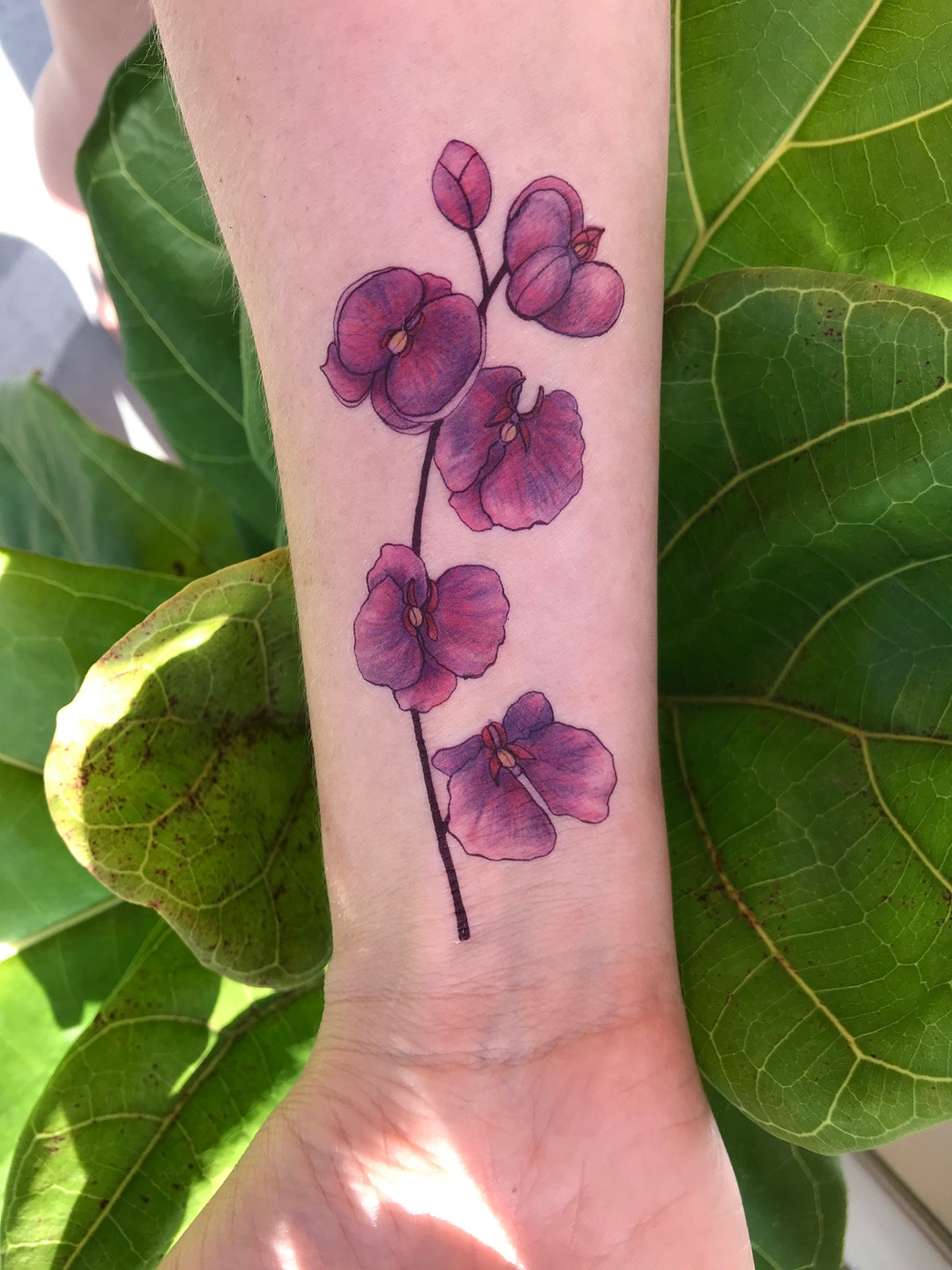 Beautiful flower tattoos White flower tattoos Flower thigh tattoos